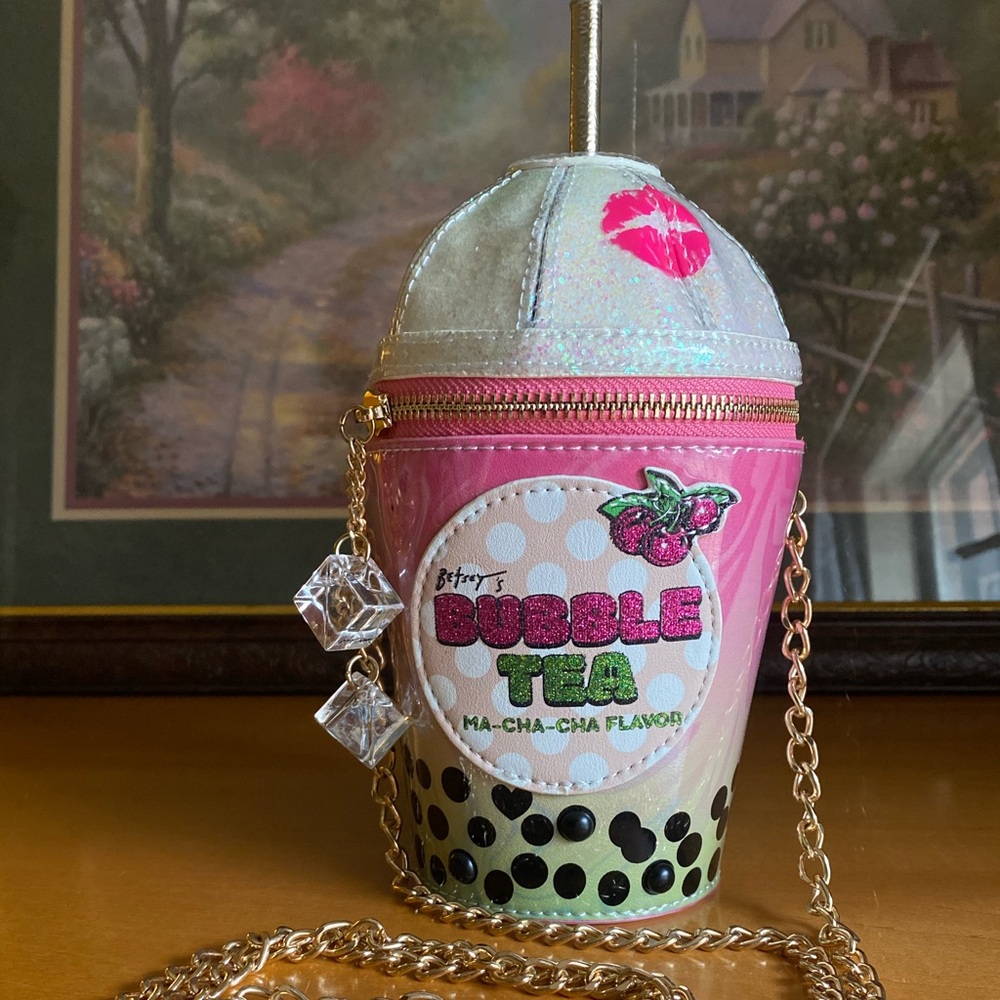 BETSEY JOHNSON Bubble Tea Bag !💋